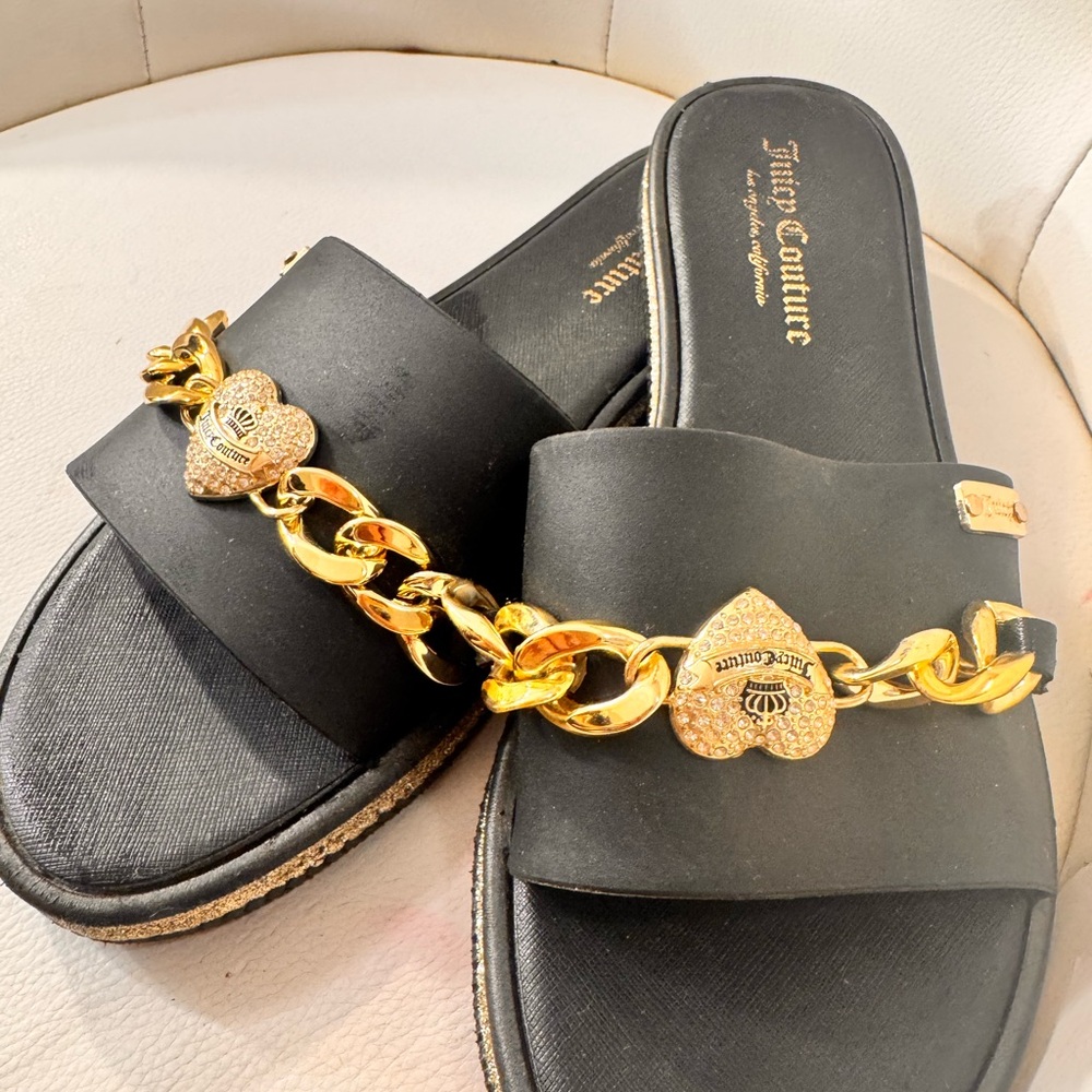 Juicy Couture Women's Black and Gold Slide Sandals